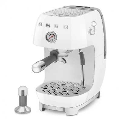 Кофемашина SMEG ECF03WHEU стиль 50-х годов функция одинарный/двойной, сигнал о необходимости очистки, давление 15 бар, капучинатор