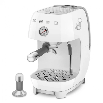 Кофемашина SMEG ECF03WHEU стиль 50-х годов функция одинарный/​двойной, сигнал о необходимости очистки, давление 15 бар, капучинатор