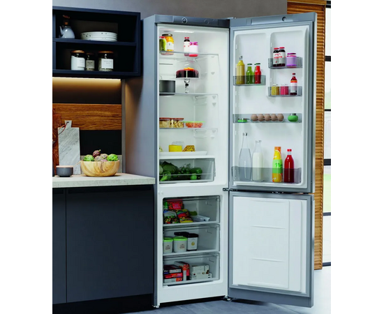  Холодильник HOTPOINT HT 4200 S Серебристый 