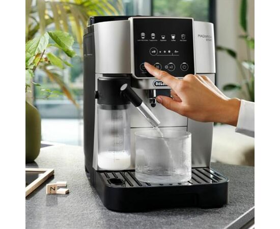  Кофемашина DELONGHI ECAM220.80.SB 